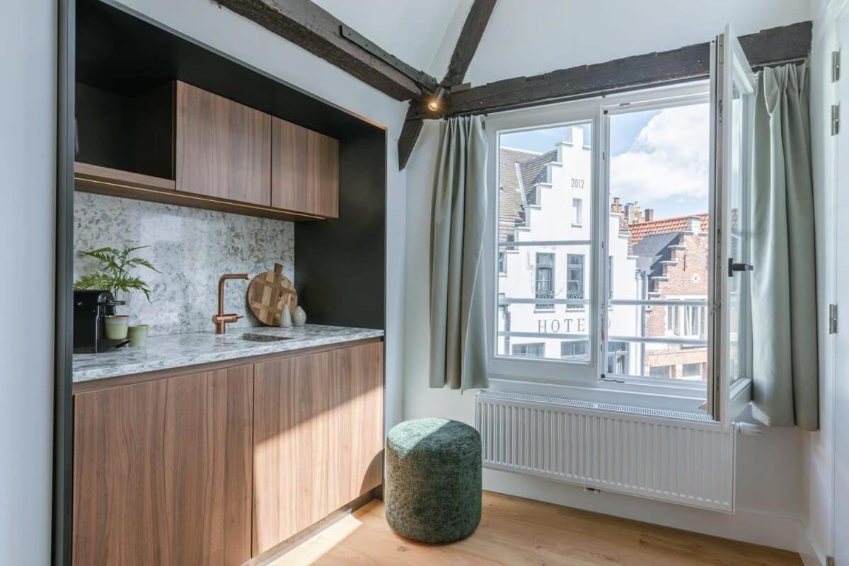 Апартаменти Huswell - Urban Getaway In The Heart Of Антверпен Екстер'єр фото