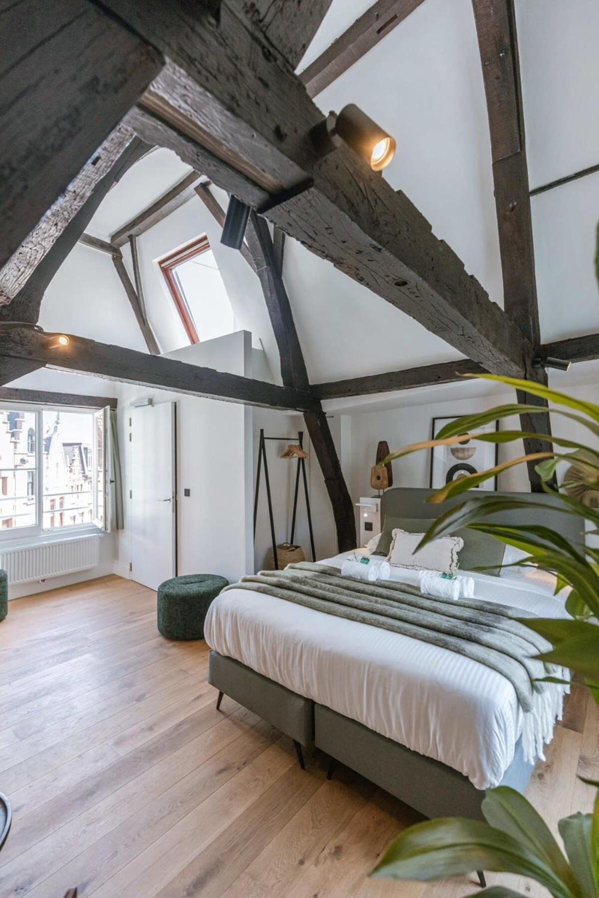 Апартаменти Huswell - Urban Getaway In The Heart Of Антверпен Екстер'єр фото